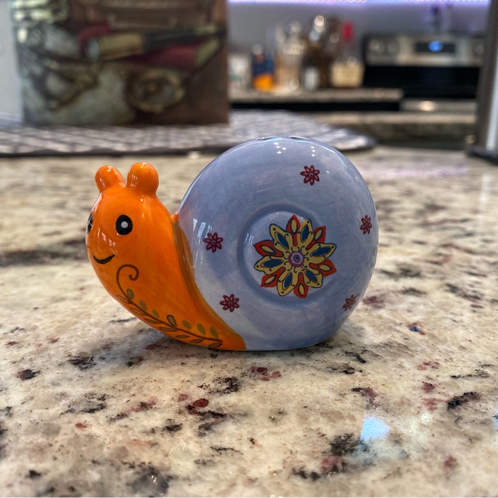 Snail Pepper Shaker